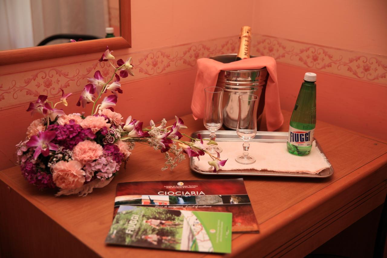 Hotel Ludovici Фиуджи Екстериор снимка