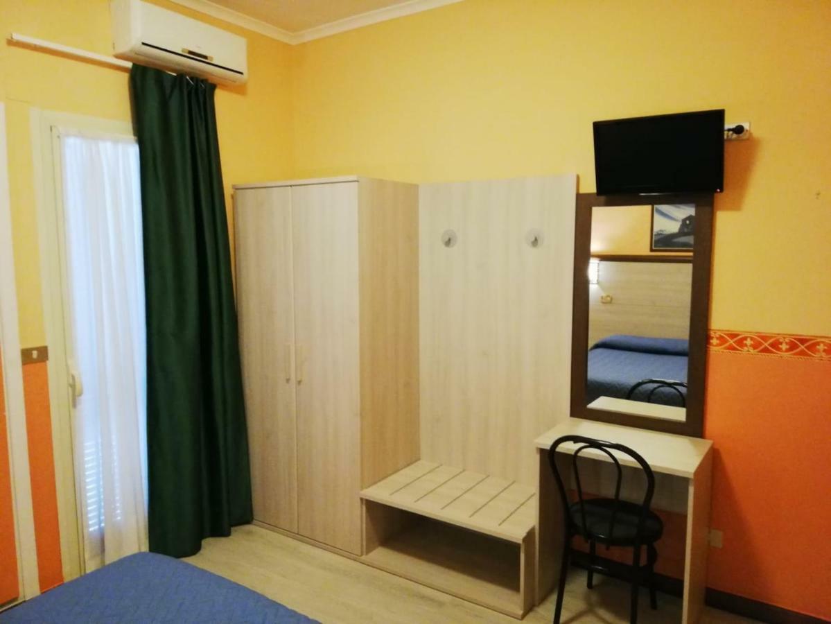 Hotel Ludovici Фиуджи Екстериор снимка